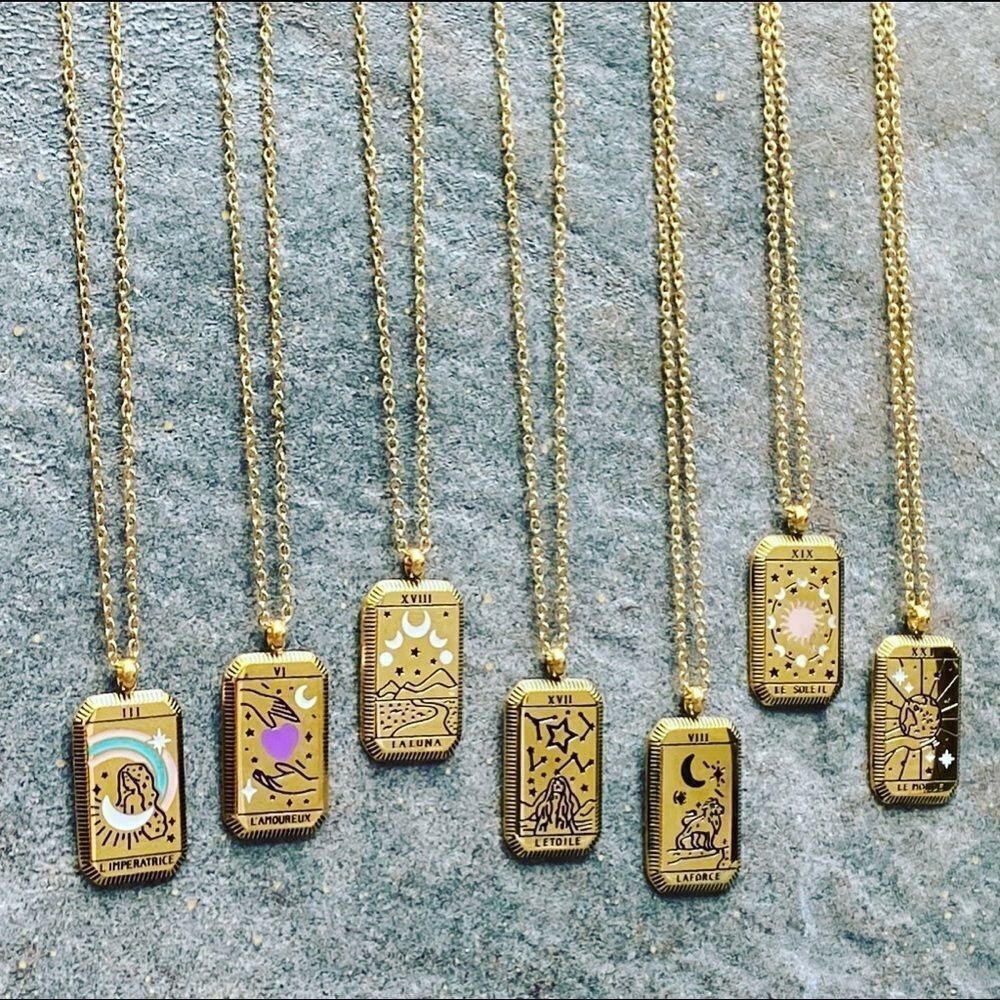 Lovers Tarot Card 18k Gold Plated Tarnish-Free Necklace NEW - Picture 4 of 6